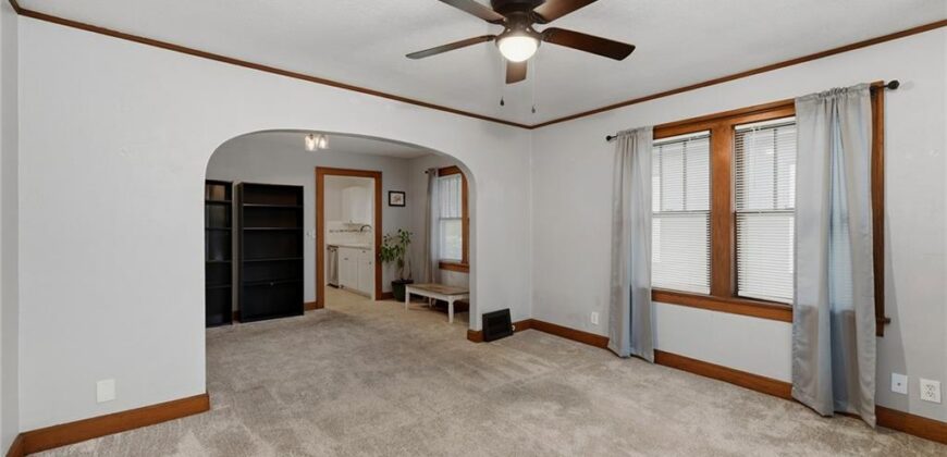 124 S Myrtle Street, Excelsior Springs, MO 64024