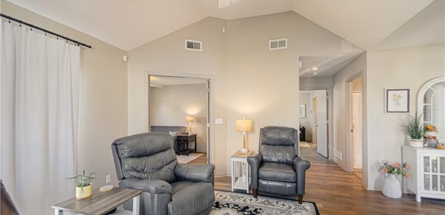 9807 N Potter Avenue, Kansas City, MO 64157
