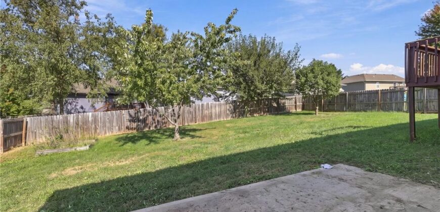 2222 Chanticleer Street, Excelsior Springs, MO 64024