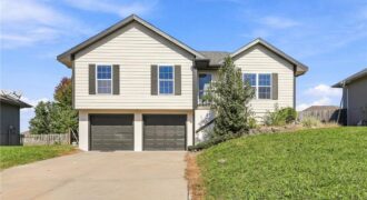 2222 Chanticleer Street, Excelsior Springs, MO 64024