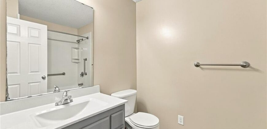 2222 Chanticleer Street, Excelsior Springs, MO 64024
