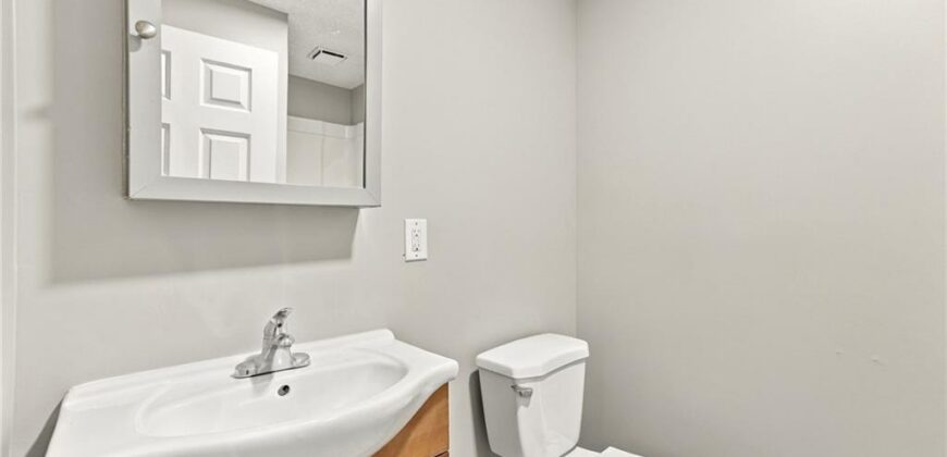 2222 Chanticleer Street, Excelsior Springs, MO 64024