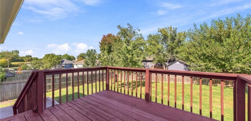 2222 Chanticleer Street, Excelsior Springs, MO 64024