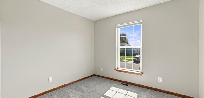 2222 Chanticleer Street, Excelsior Springs, MO 64024