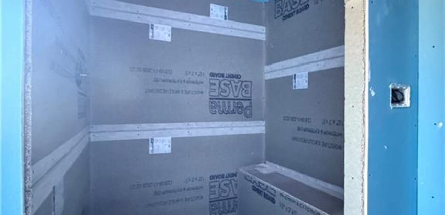 8404 NW 90th Terrace, Kansas City, MO 64153
