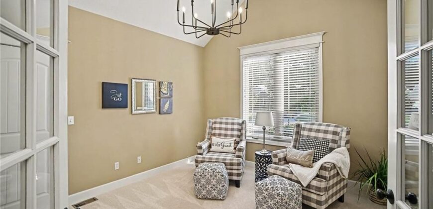 13130 NW Hawthorne Drive, Platte City, MO 64079