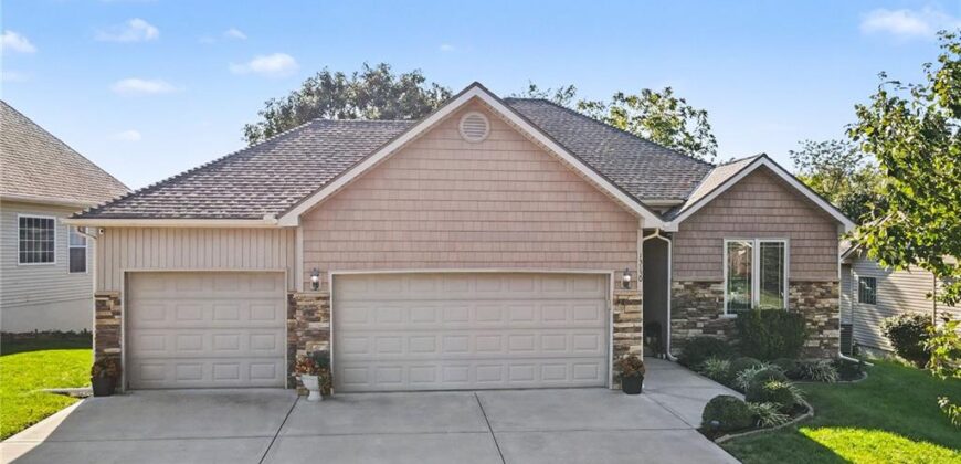 13130 NW Hawthorne Drive, Platte City, MO 64079