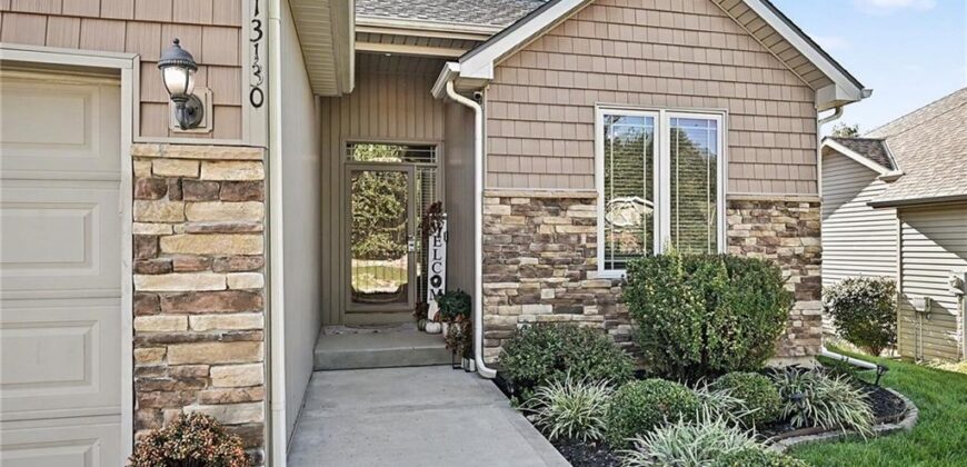 13130 NW Hawthorne Drive, Platte City, MO 64079