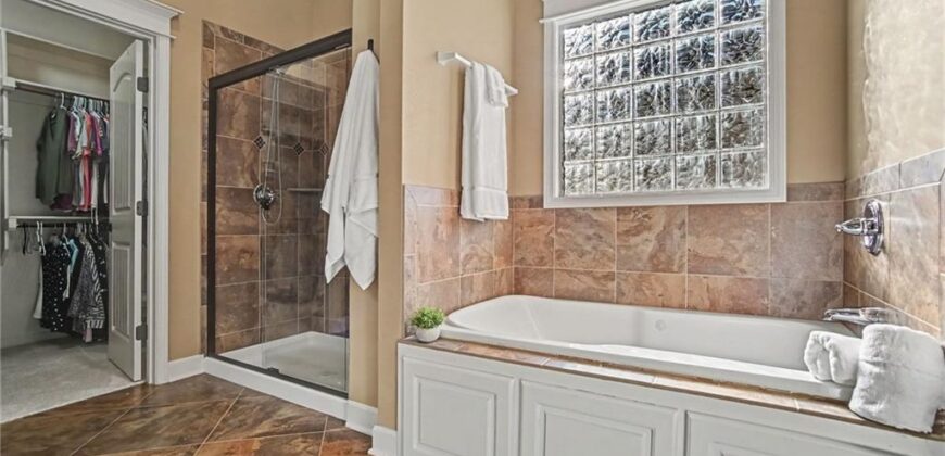 13130 NW Hawthorne Drive, Platte City, MO 64079