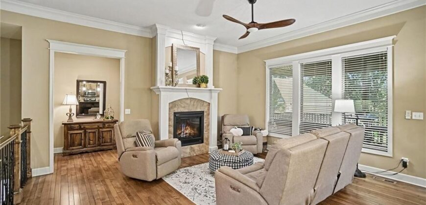 13130 NW Hawthorne Drive, Platte City, MO 64079