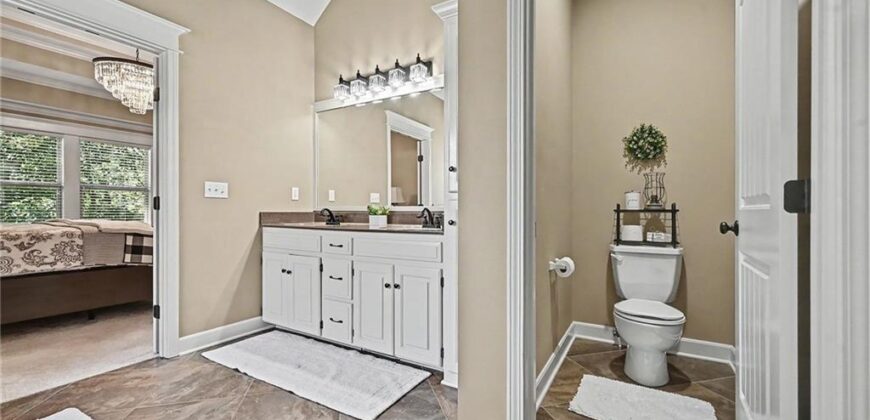 13130 NW Hawthorne Drive, Platte City, MO 64079