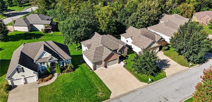 13130 NW Hawthorne Drive, Platte City, MO 64079