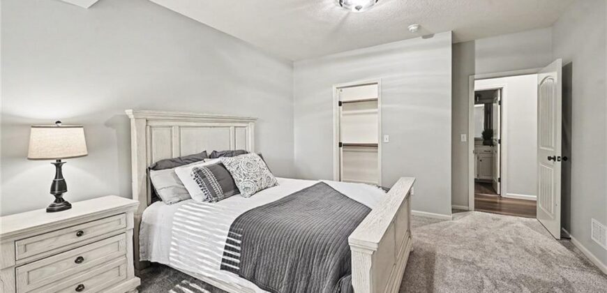 13130 NW Hawthorne Drive, Platte City, MO 64079