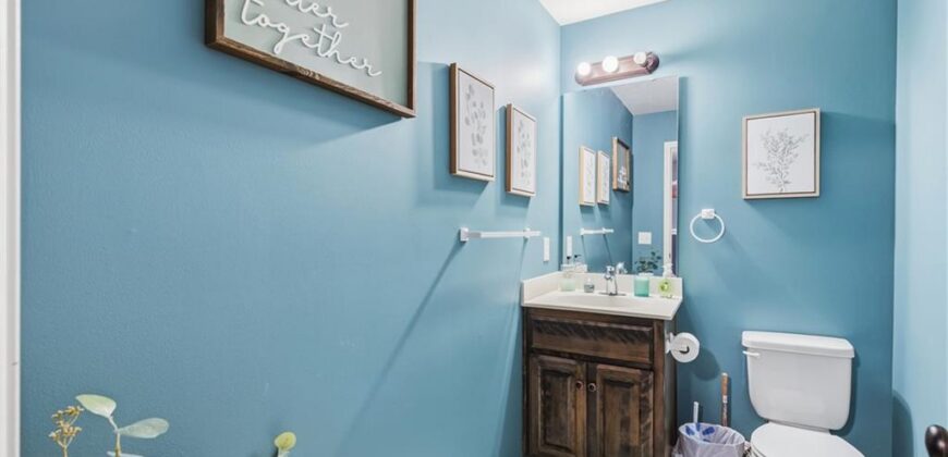 1002 W 10th Avenue, Kearney, MO 64060