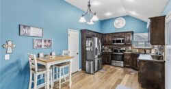 1002 W 10th Avenue, Kearney, MO 64060