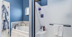 1002 W 10th Avenue, Kearney, MO 64060