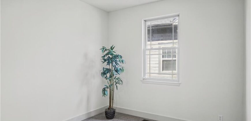 7924 N Ditzler Avenue, Kansas City, MO 64158