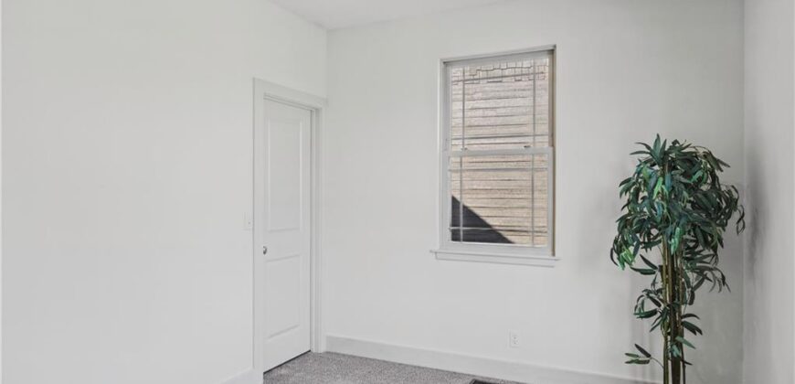 7924 N Ditzler Avenue, Kansas City, MO 64158