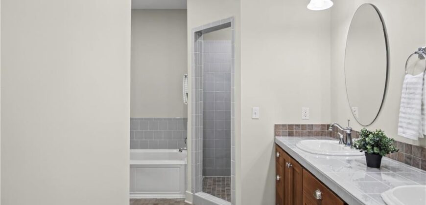 7924 N Ditzler Avenue, Kansas City, MO 64158
