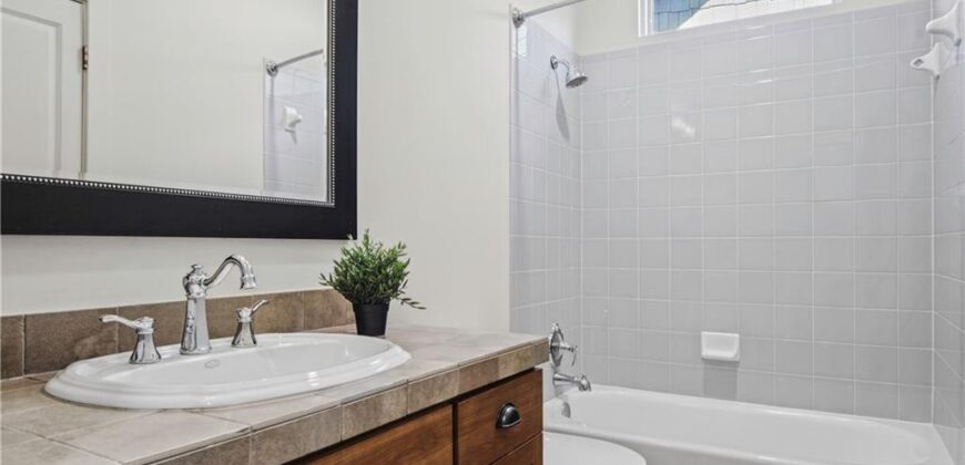 7924 N Ditzler Avenue, Kansas City, MO 64158
