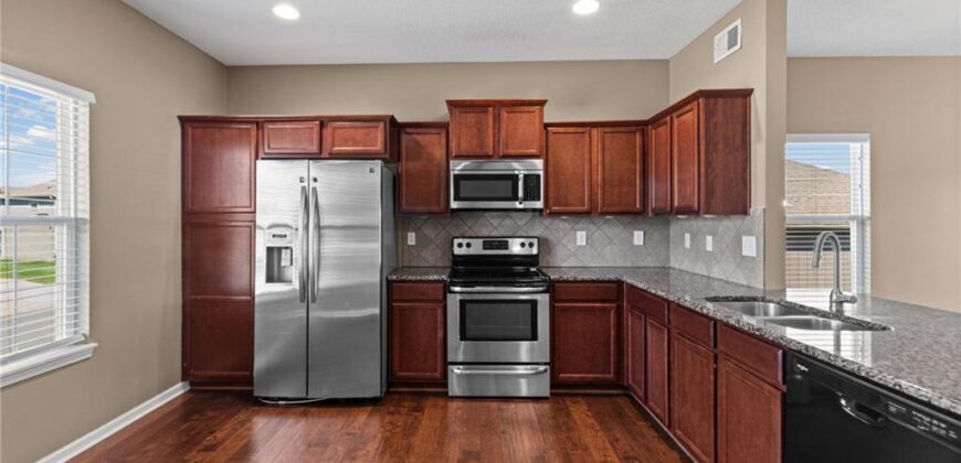 11035 N Jefferson Street, Kansas City, MO 64155