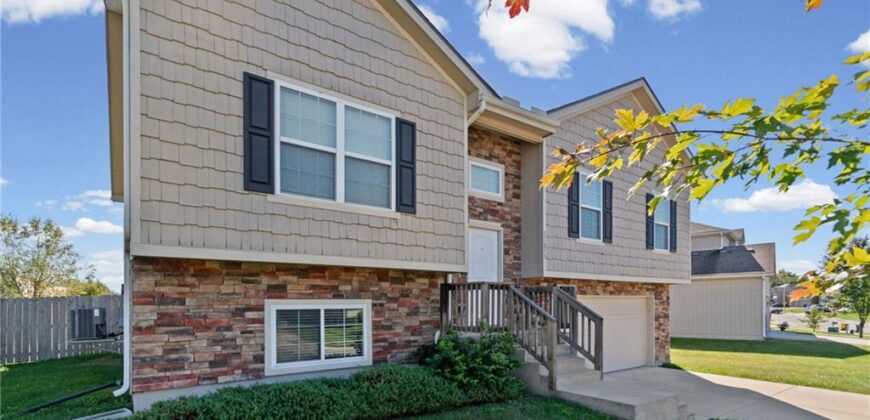 11035 N Jefferson Street, Kansas City, MO 64155