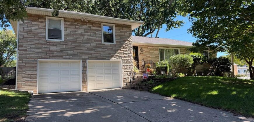 4121 N Briarcliff Road, Kansas City, MO 64116