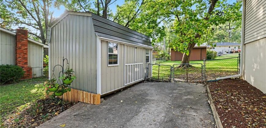 819 NE 114th Street, Kansas City, MO 64155