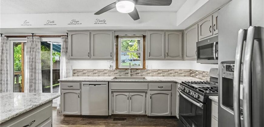 819 NE 114th Street, Kansas City, MO 64155