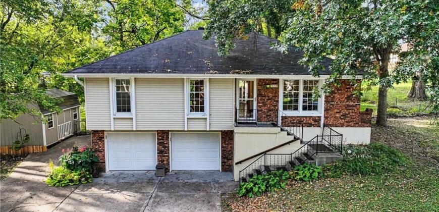 819 NE 114th Street, Kansas City, MO 64155