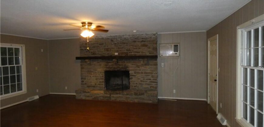 4801 NW 61st Street, Kansas City, MO 64151