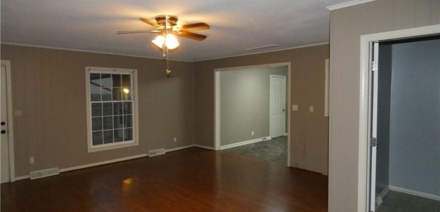 4801 NW 61st Street, Kansas City, MO 64151