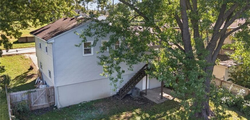4412 N Olive Street, Kansas City, MO 64116