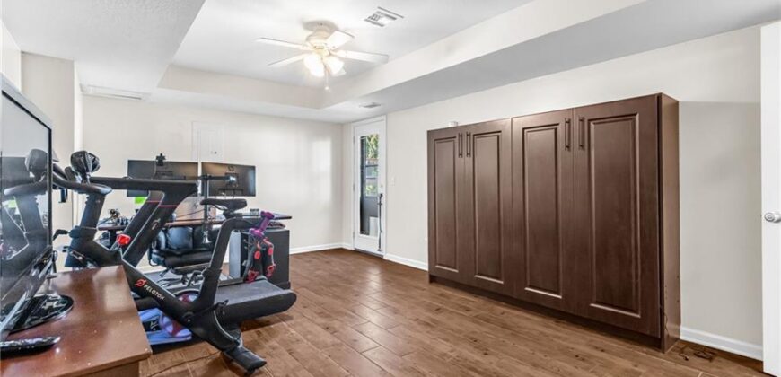 11904 N Charlotte Street, Kansas City, MO 64155