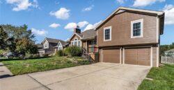 11904 N Charlotte Street, Kansas City, MO 64155