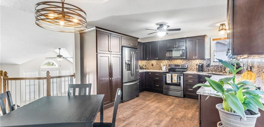 11904 N Charlotte Street, Kansas City, MO 64155