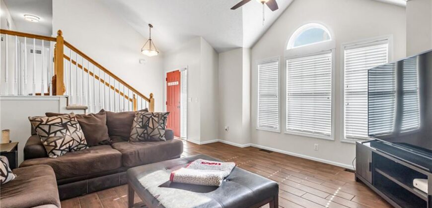 11904 N Charlotte Street, Kansas City, MO 64155
