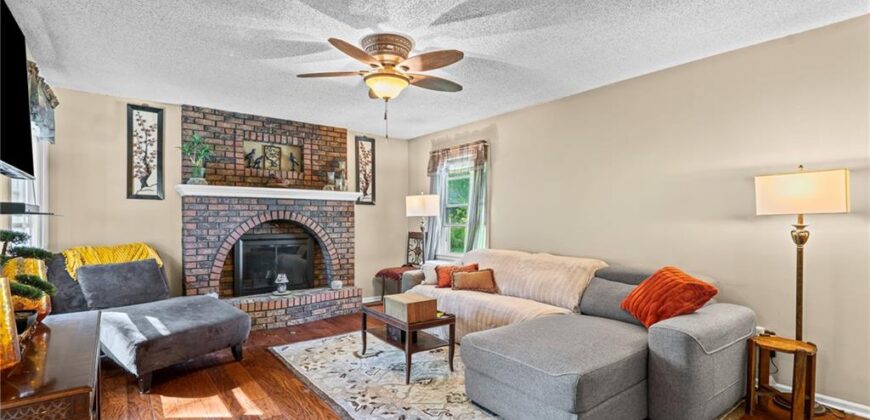 1200 Downing Street, Liberty, MO 64068