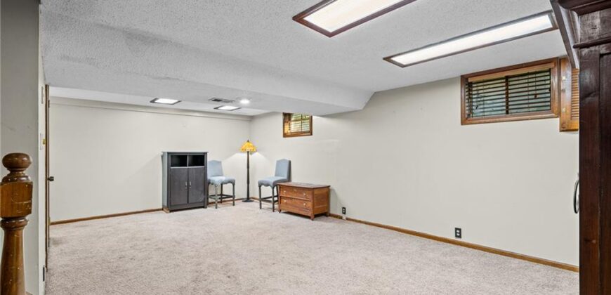1200 Downing Street, Liberty, MO 64068