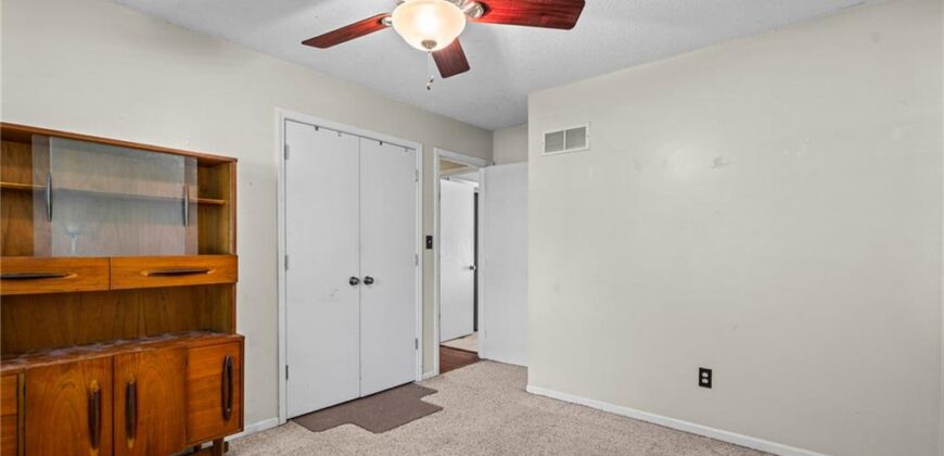 1200 Downing Street, Liberty, MO 64068