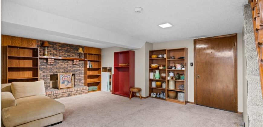 1200 Downing Street, Liberty, MO 64068