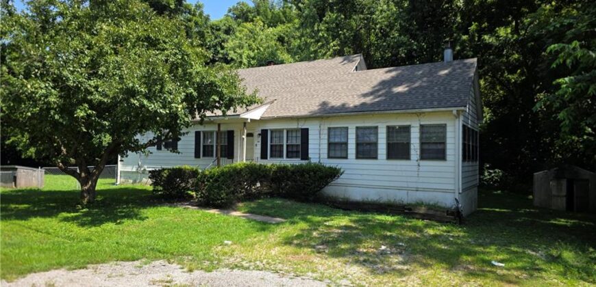 4701 Green Hills Road, Riverside, MO 64150