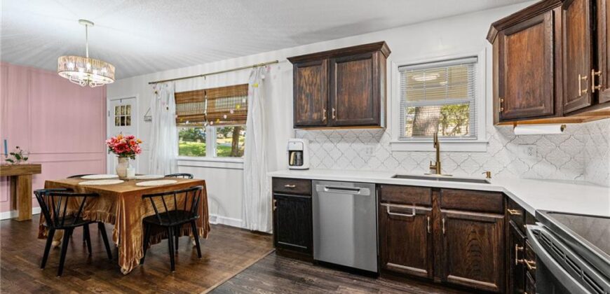 7711 NE 53rd Terrace, Kansas City, MO 64119