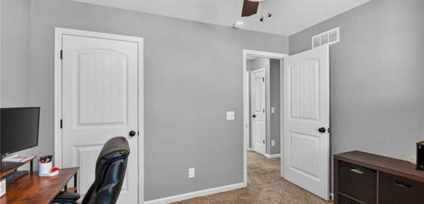 1915 Shirley Court, Liberty, MO 64068