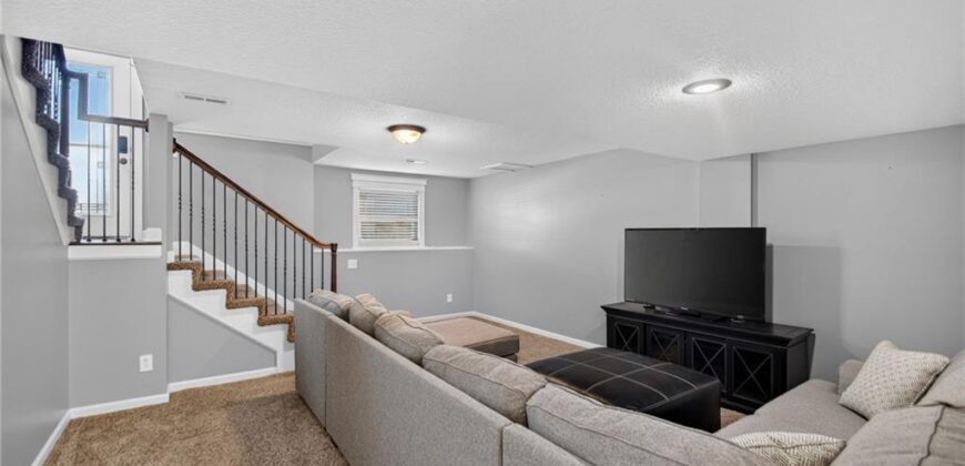 1915 Shirley Court, Liberty, MO 64068