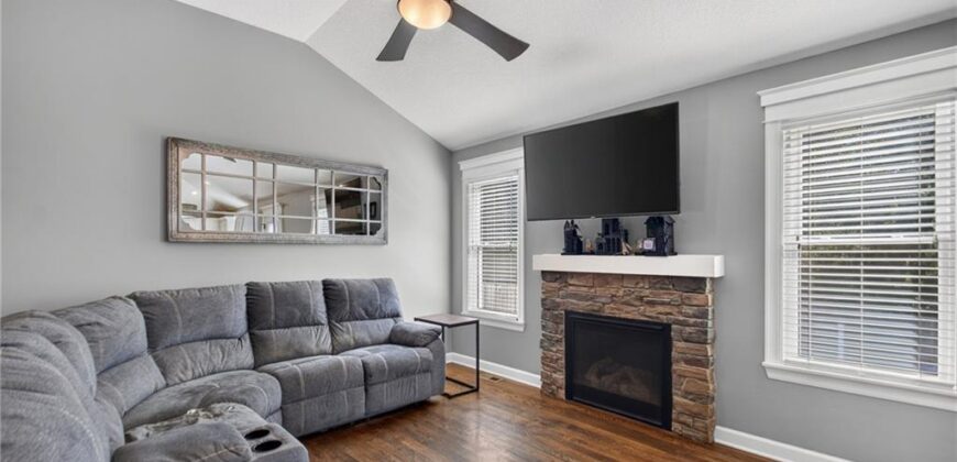 1915 Shirley Court, Liberty, MO 64068