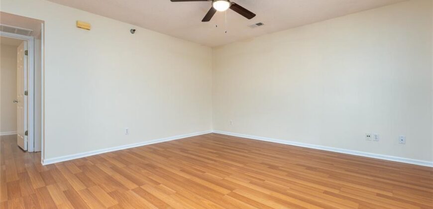 6966 N Olive Street, Gladstone, MO 64118