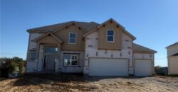 9005 N Poplar Avenue, Kansas City, MO 64156