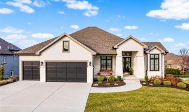 2908 NE 102nd Street, Kansas City, MO 64155