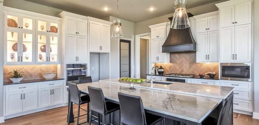 2908 NE 102nd Street, Kansas City, MO 64155